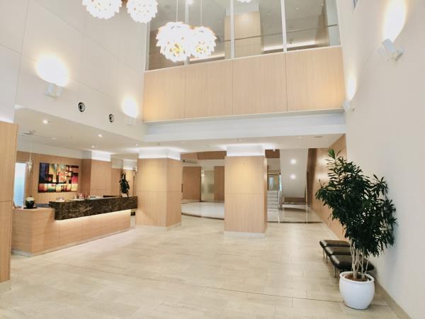 26/29 エントランス