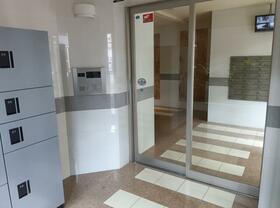 16/16 エントランス