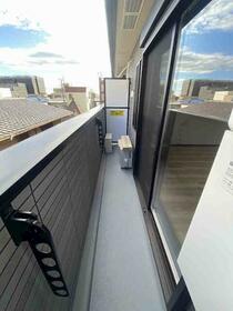 13/16 バルコニー