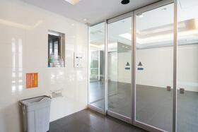 3/4 エントランス