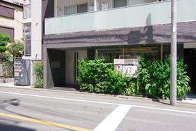 4/4 エントランス