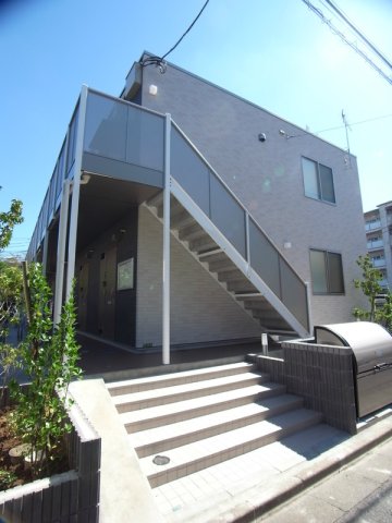 2/4 エントランス