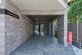 14/14 エントランス