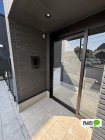 3/3 エントランス