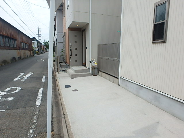 22/29 駐車場