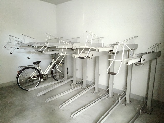 22/30 エントランス