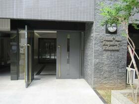 2/2 エントランス