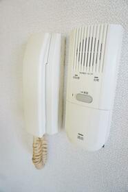 16/16 エントランス