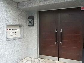 5/5 エントランス