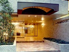 2/3 エントランス