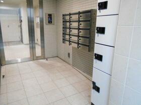 2/2 エントランス