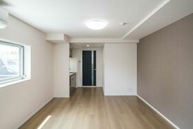 15/16 エントランス