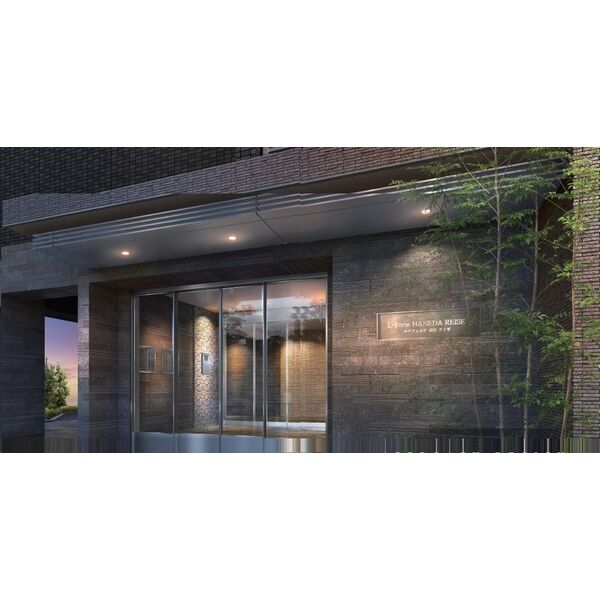 13/20 エントランス