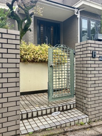 19/29 エントランス