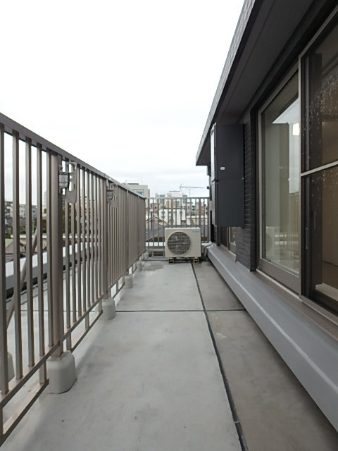 21/29 バルコニー