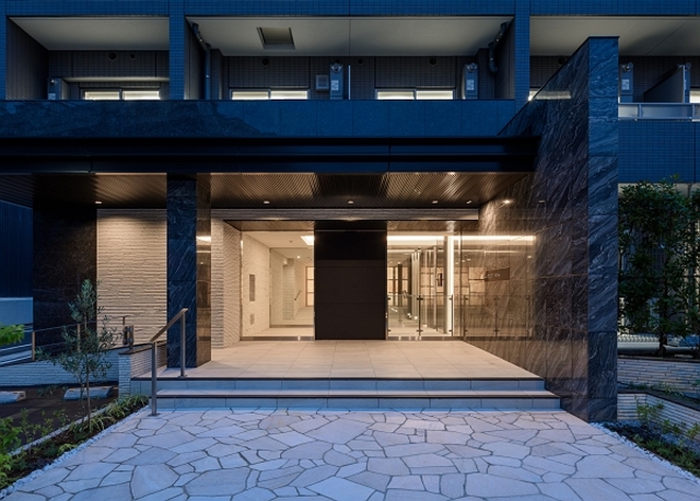 25/28 エントランス