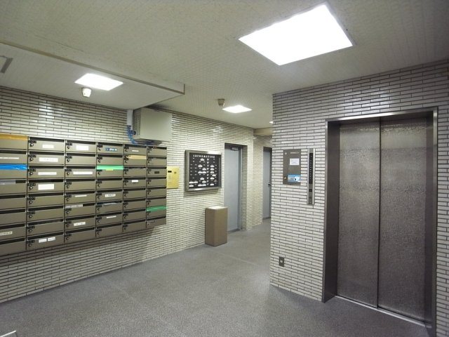 4/5 エントランス