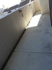 14/16 バルコニー