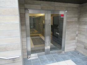 15/16 エントランス