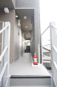 15/19 エントランス