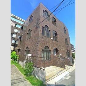 3/3 エントランス