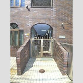 2/3 エントランス