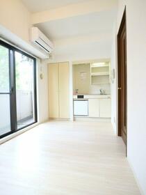 3/7 リビング/ダイニング