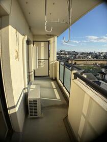 16/17 バルコニー