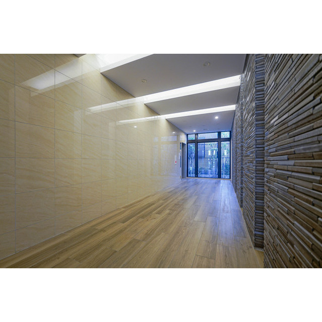 6/6 エントランス