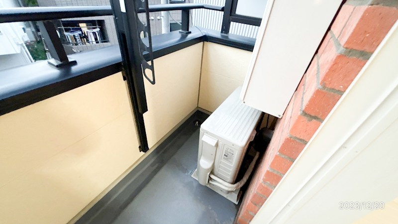 17/20 バルコニー