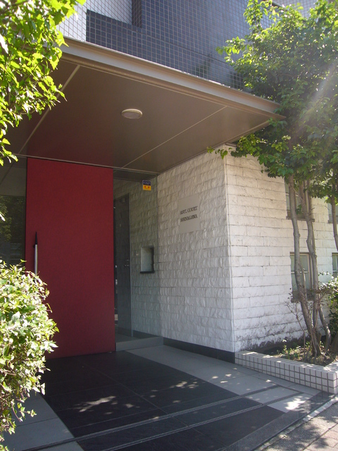 2/5 エントランス