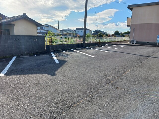 14/20 駐車場