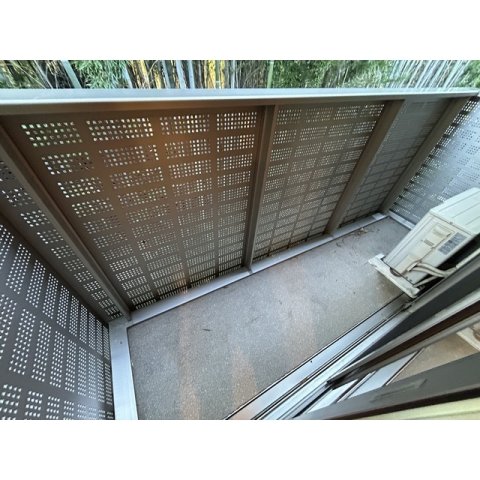 18/24 バルコニー