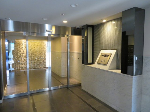 3/5 エントランス