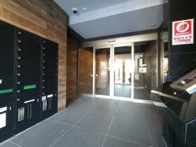 3/3 エントランス