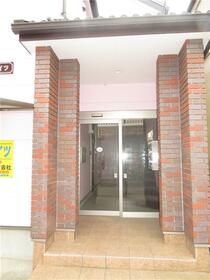 2/2 エントランス