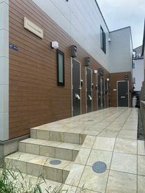 15/15 エントランス