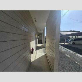 14/15 エントランス