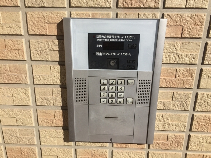 7/11 エントランス