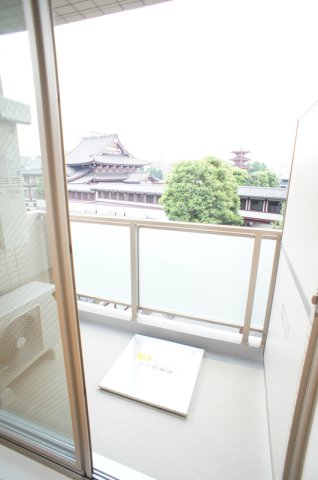 13/25 バルコニー