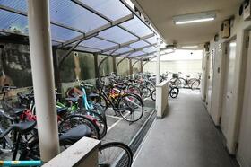 15/15 エントランス