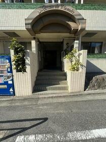 14/15 エントランス