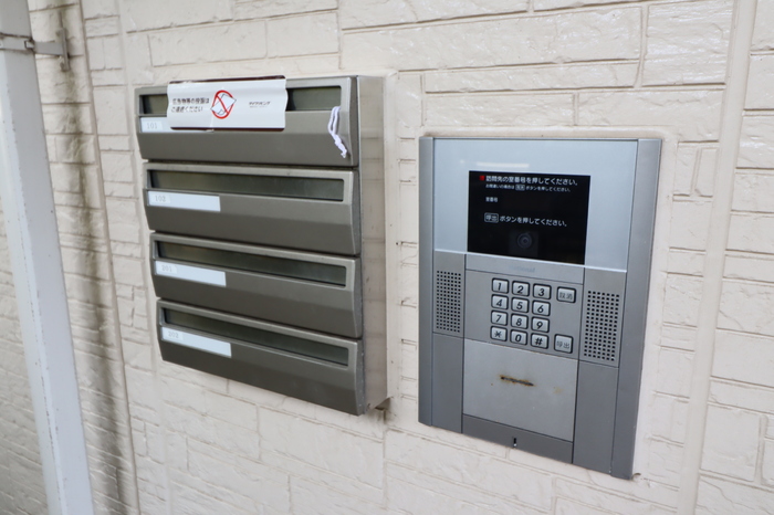 15/15 エントランス