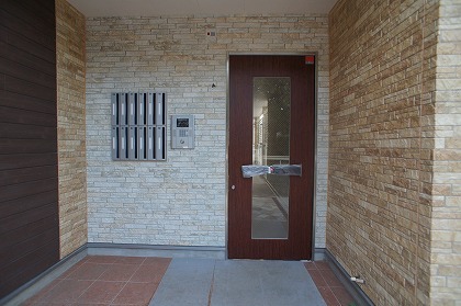 16/26 エントランス