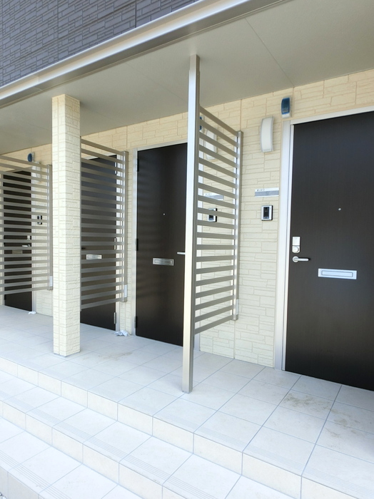 14/28 エントランス