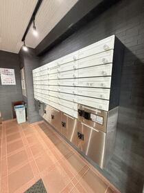 14/15 エントランス