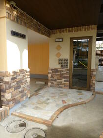 15/20 エントランス