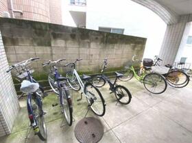 8/8 エントランス