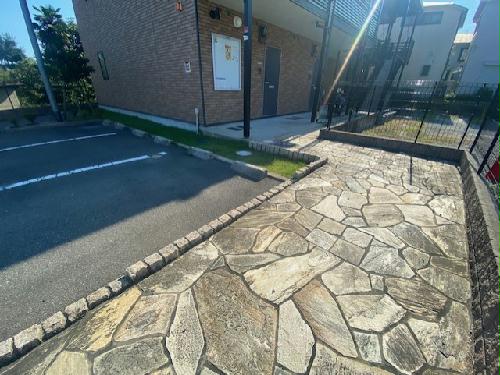 13/24 エントランス