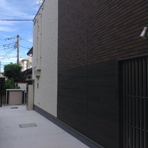 13/14 エントランス